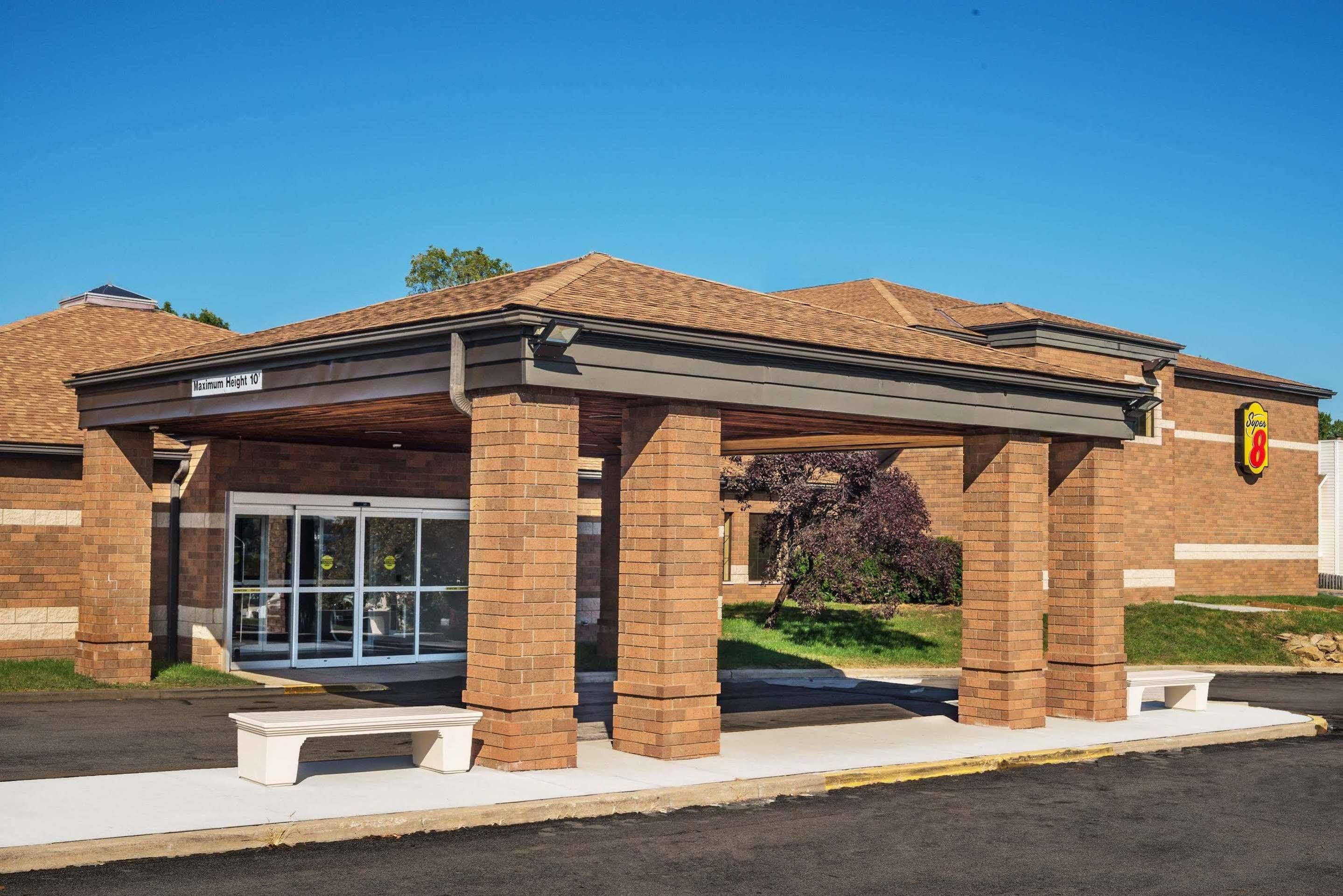 Super 8 By Wyndham Copley Akron Экстерьер фото