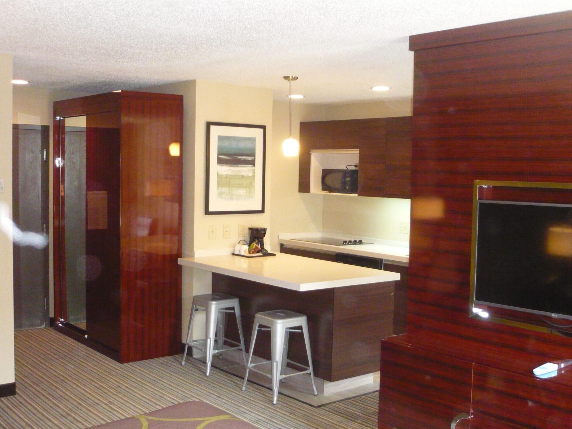Super 8 By Wyndham Copley Akron Экстерьер фото