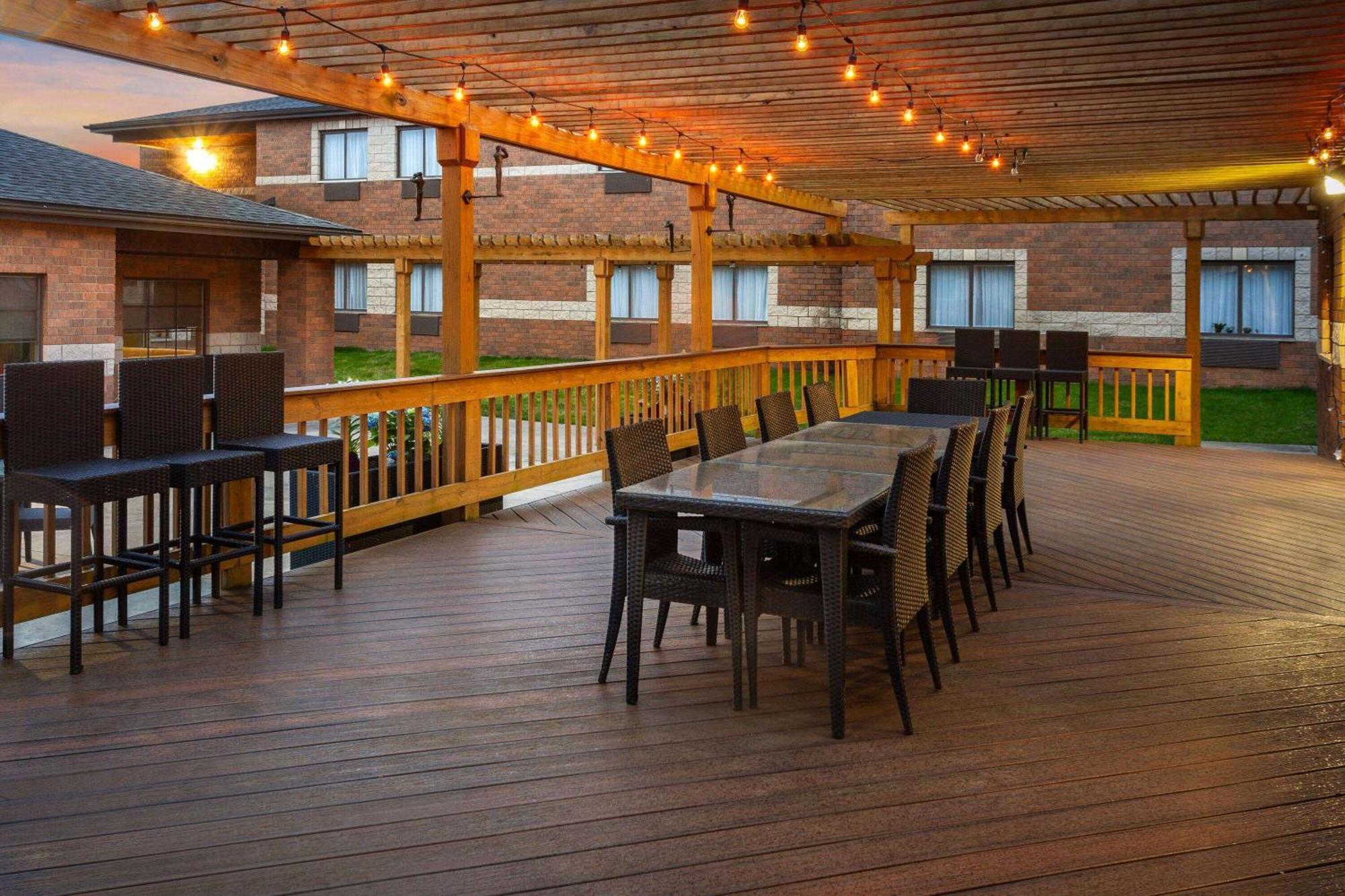 Super 8 By Wyndham Copley Akron Экстерьер фото