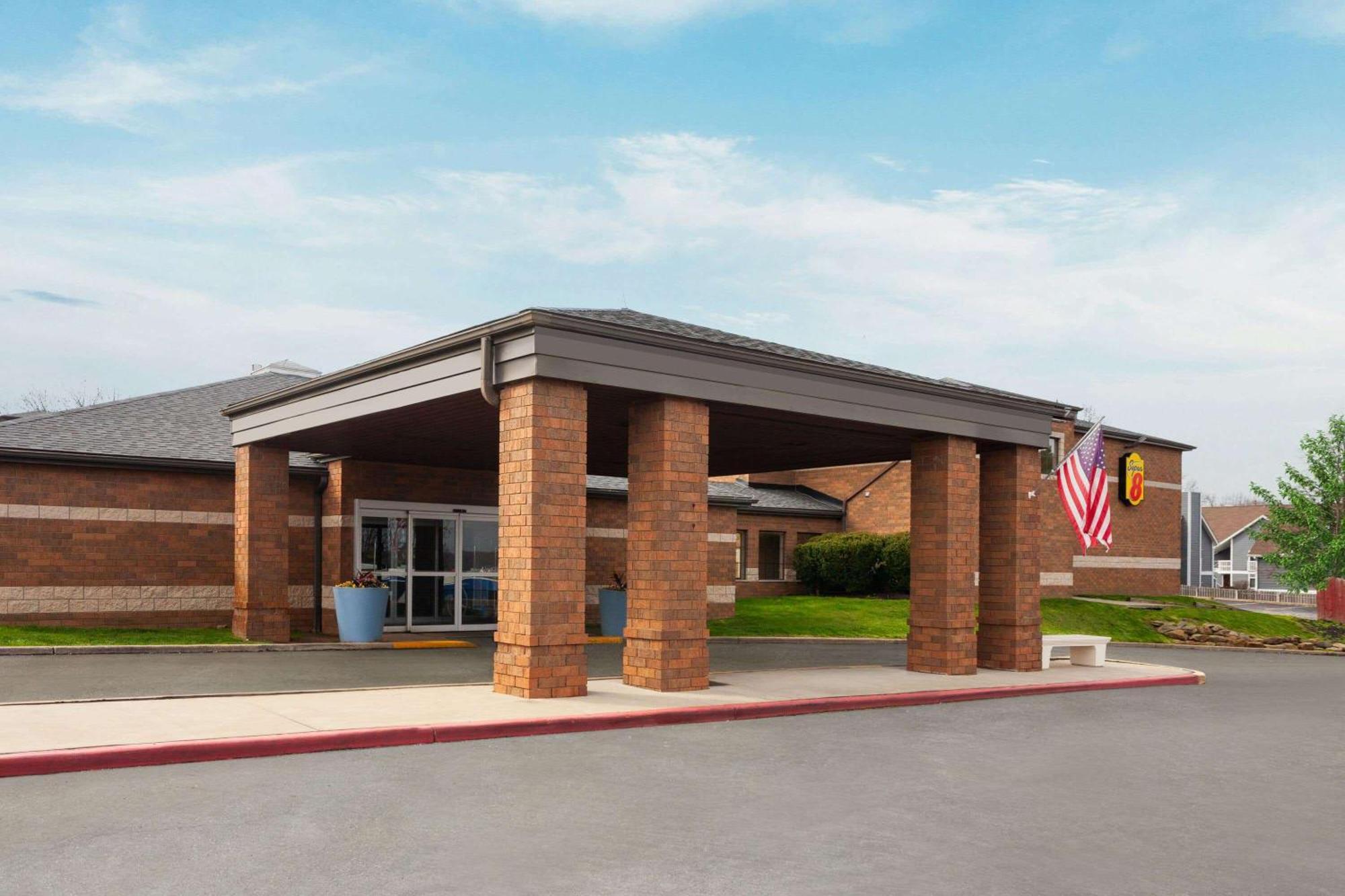 Super 8 By Wyndham Copley Akron Экстерьер фото