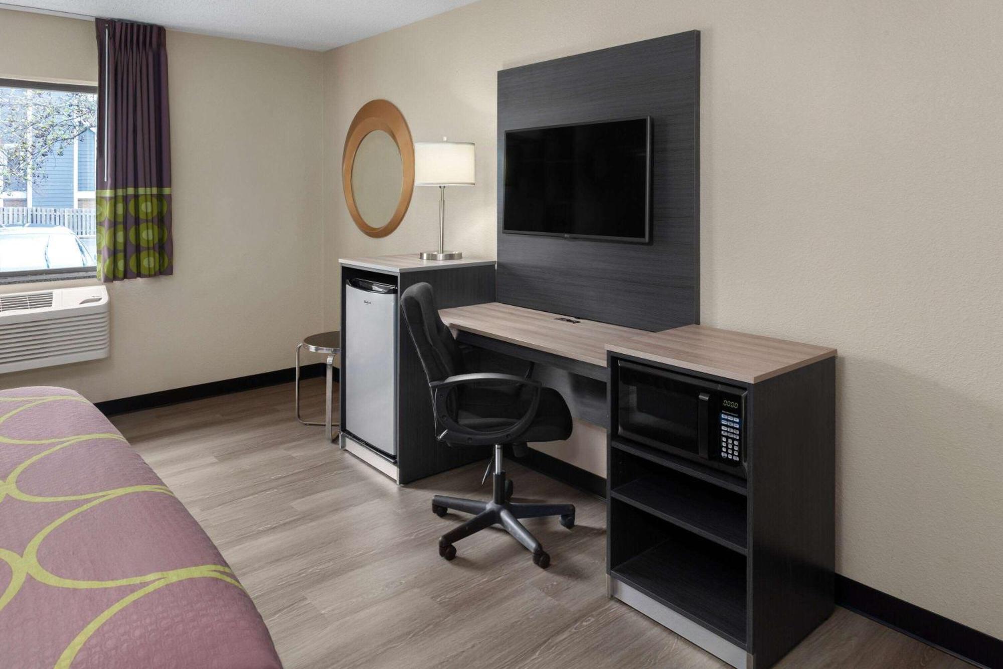 Super 8 By Wyndham Copley Akron Экстерьер фото